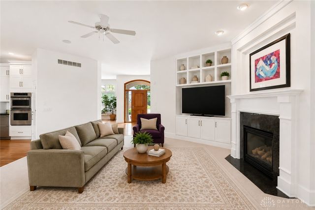 269 Rue Marseille, Kettering, OH 45429
