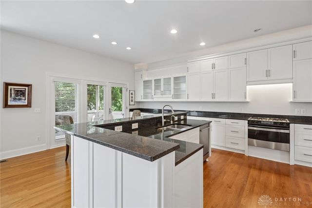 269 Rue Marseille, Kettering, OH 45429