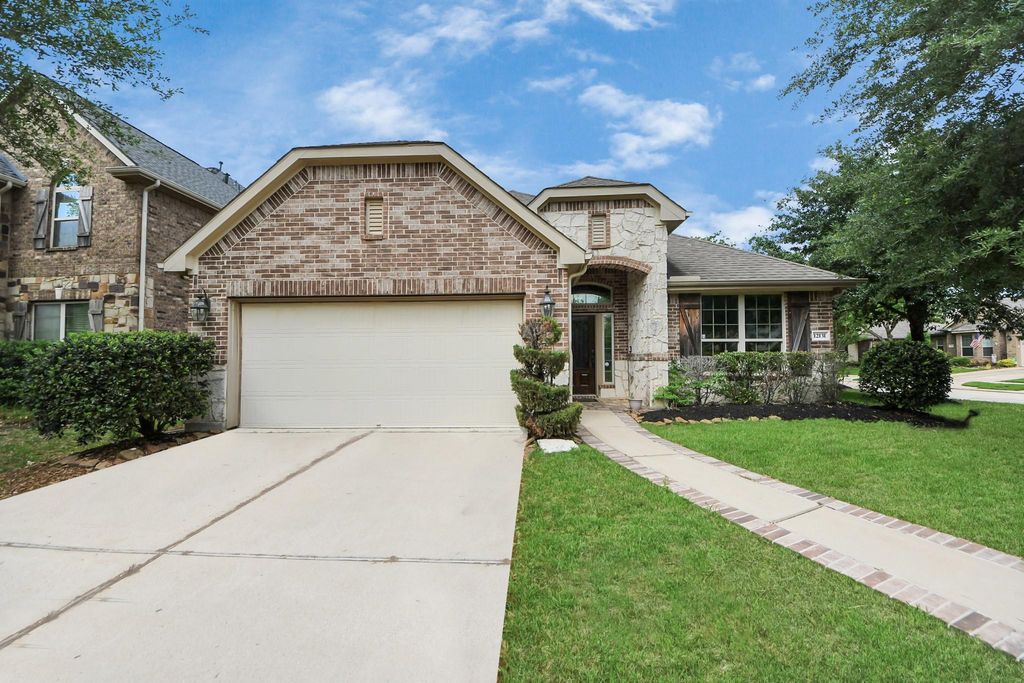 12131 Cove Ridge Lane, Cypress, TX 77433