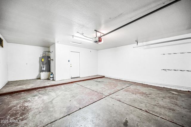 9018 W CAMBRIDGE Avenue, Phoenix, AZ 85037