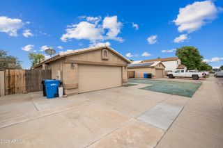 9018 W CAMBRIDGE Avenue, Phoenix, AZ 85037