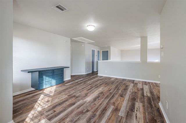 18318 Canary Bluff Lane, Cypress, TX 77433