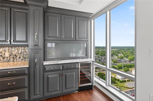 4545 Commerce St Unit 2401, Virginia Beach, VA 23462