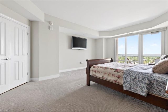 4545 Commerce St Unit 2401, Virginia Beach, VA 23462