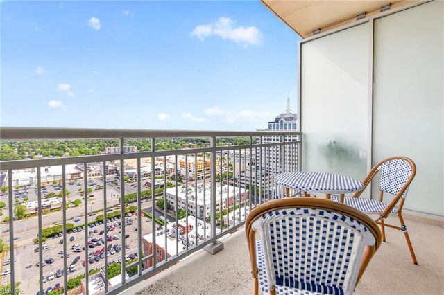4545 Commerce St Unit 2401, Virginia Beach, VA 23462
