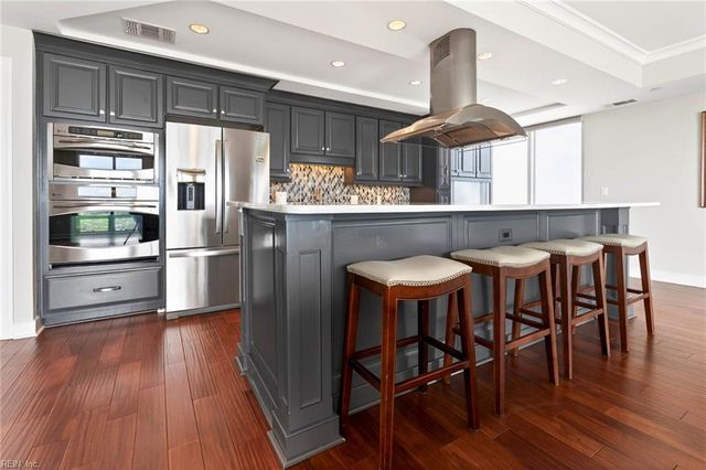 4545 Commerce St Unit 2401, Virginia Beach, VA 23462