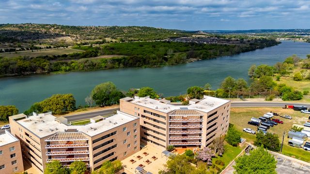 1006 Guadalupe St, Kerrville, TX 78028