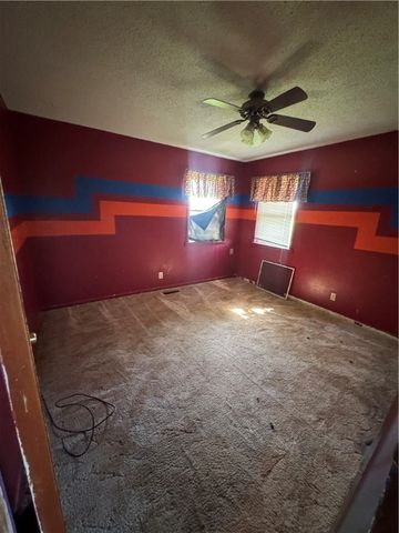 467 Carr Court, Harrison, AR 72601