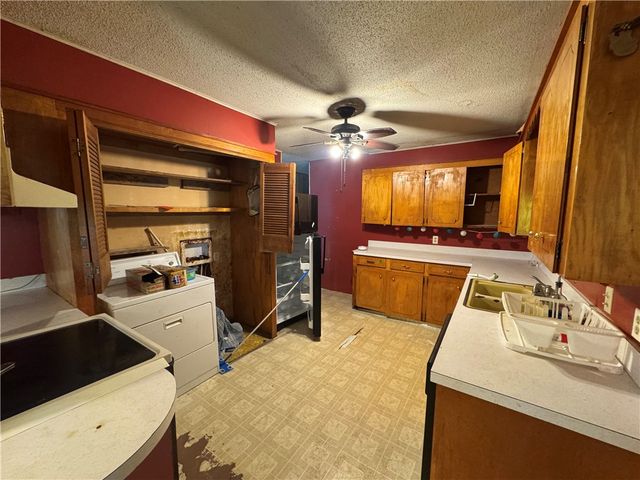 467 Carr Court, Harrison, AR 72601