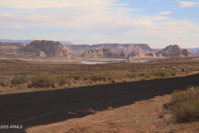 142 Bryce Canyon Drive, Greenehaven, AZ 86040