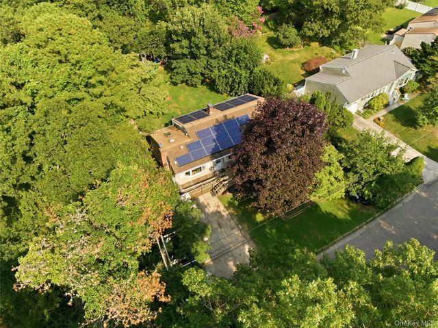 107 Andreano Avenue, East Patchogue, NY 11772