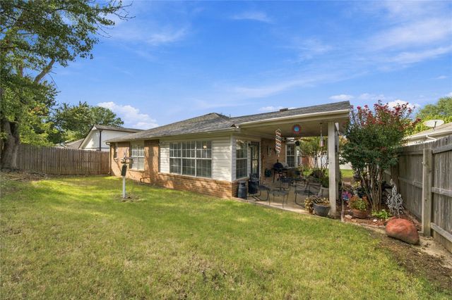1705 W Fort Worth Street, Broken Arrow, OK 74012