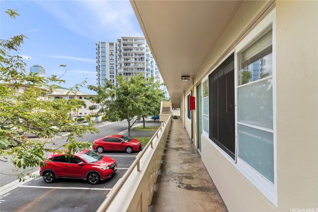 1821 Lipeepee Street 204, Honolulu, HI 96815