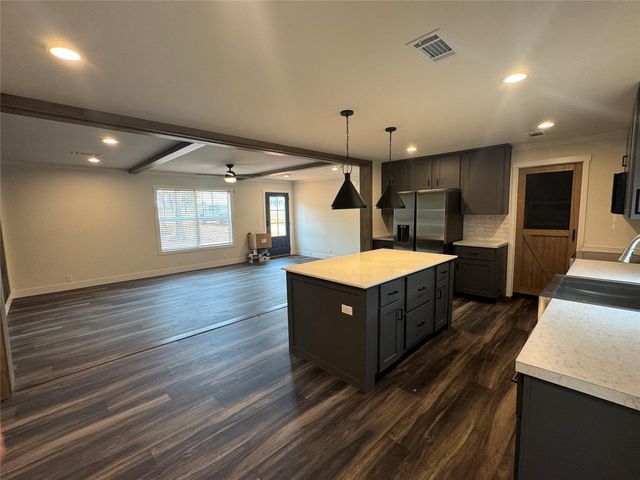 2545 N Mount Mariah Road, Montgomery, TX 77356