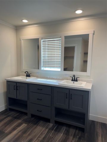 2545 N Mount Mariah Road, Montgomery, TX 77356