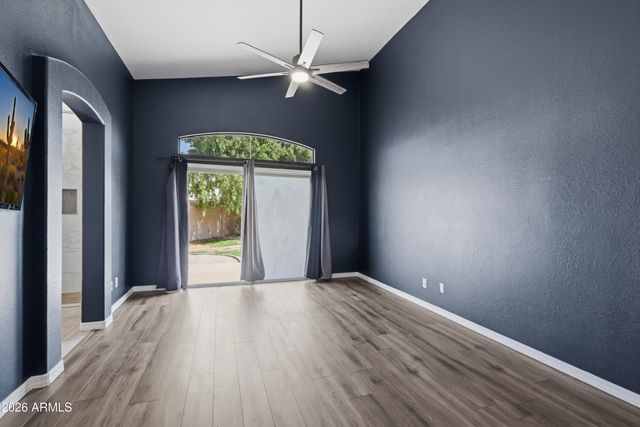 1274 E LAKE Drive, Gilbert, AZ 85234