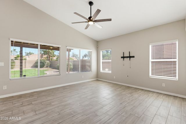 1274 E LAKE Drive, Gilbert, AZ 85234