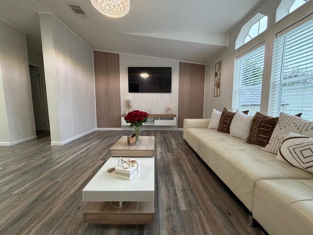 2555 Pga Boulevard 436, Palm Beach Gardens, FL 33410