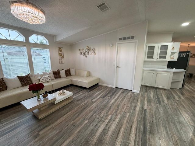 2555 Pga Boulevard 436, Palm Beach Gardens, FL 33410