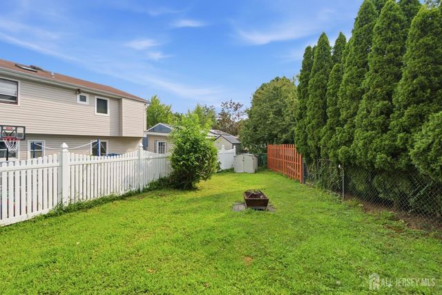 7 Exeter Street, Highland Park, NJ 08904