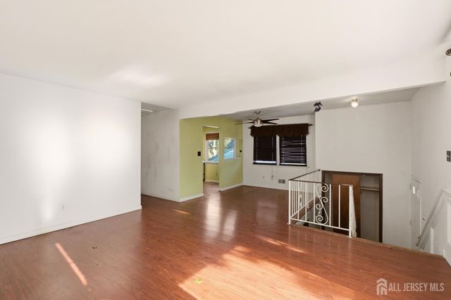 7 Exeter Street, Highland Park, NJ 08904