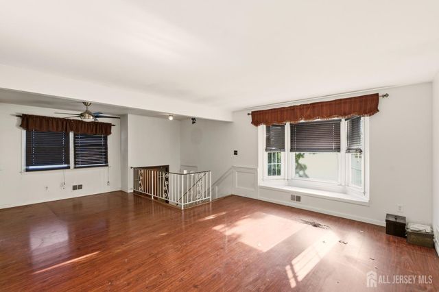 7 Exeter Street, Highland Park, NJ 08904