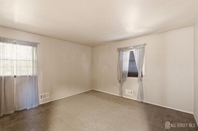 7 Exeter Street, Highland Park, NJ 08904