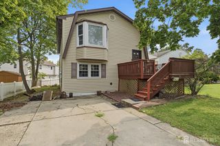 7 Exeter Street, Highland Park, NJ 08904