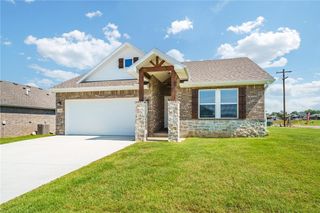 1722 Bugg Street, Pea Ridge, AR 72751