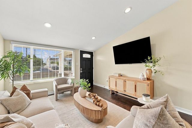 1139 23rd, Manhattan Beach, CA 90266