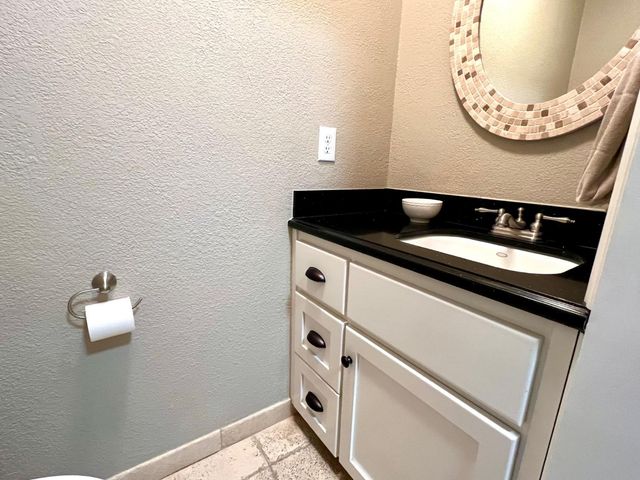 3837 Marigold Ln, Modesto, CA 95356