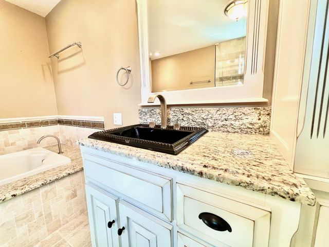 3837 Marigold Ln, Modesto, CA 95356