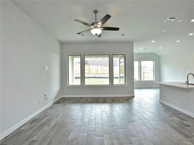 129 San Domenico CV, Georgetown, TX 78628