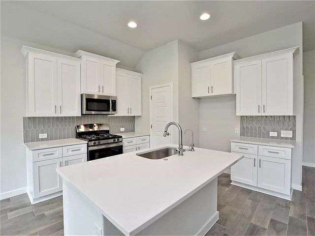 129 San Domenico CV, Georgetown, TX 78628