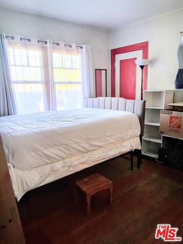 4219 Kenwood Avenue, Los Angeles, CA 90037