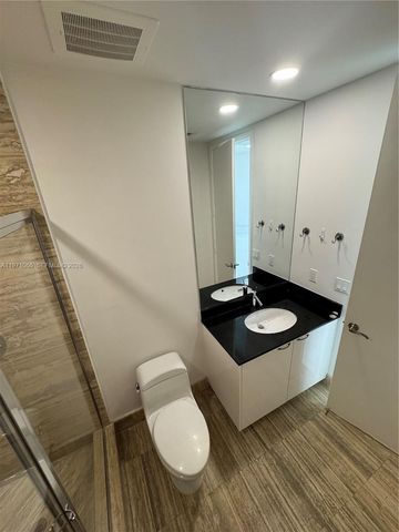 15901 Collins Ave 505, Sunny Isles Beach, FL 33160