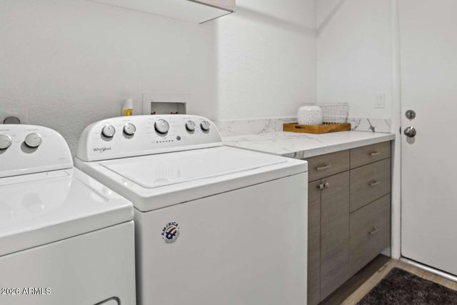 828 W WESTCHESTER Avenue, Tempe, AZ 85283