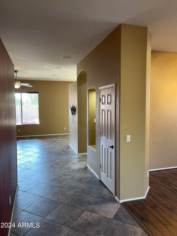 871 W Cherrywood Drive, Chandler, AZ 85248