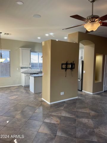 871 W Cherrywood Drive, Chandler, AZ 85248