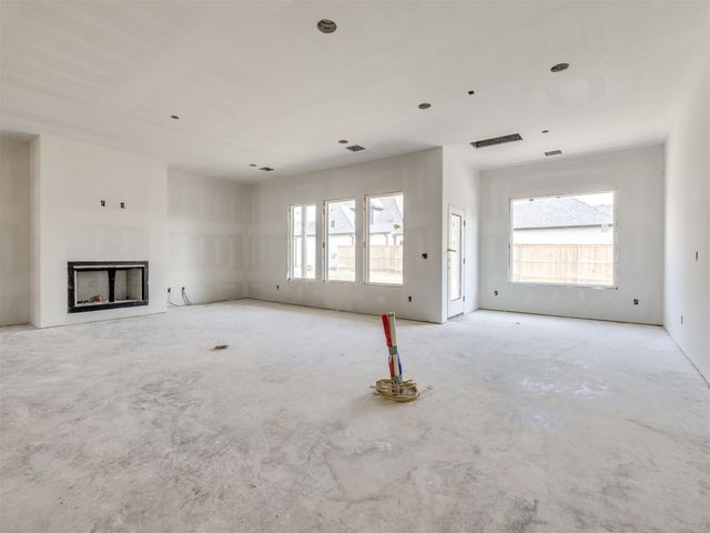 695 W 113th Court S, Jenks, OK 74037