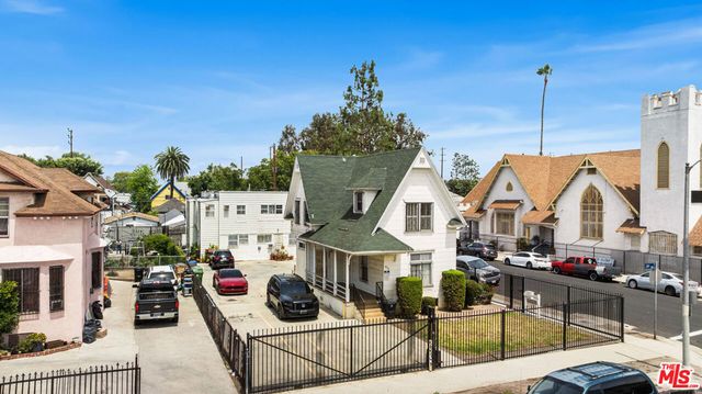 933 E 28th Street, Los Angeles, CA 90011