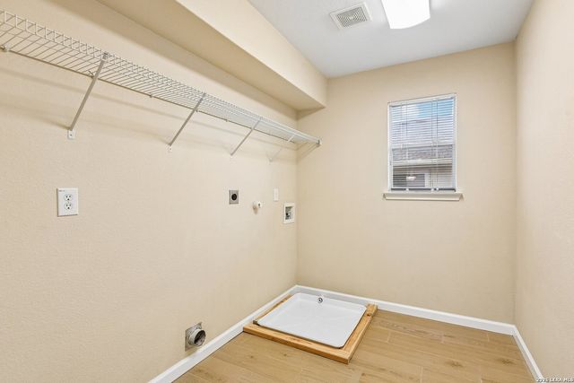 6947 Cutting Crk, San Antonio, TX 78244