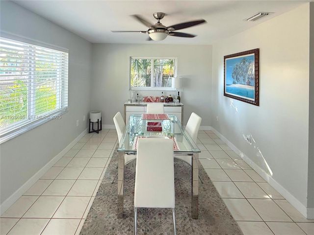 8 N End Rd, Key Largo, FL 33037