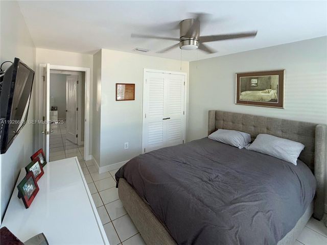 8 N End Rd, Key Largo, FL 33037