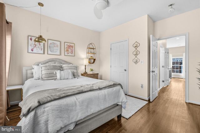 12138 CHANCERY STATION CIR, Reston, VA 20190