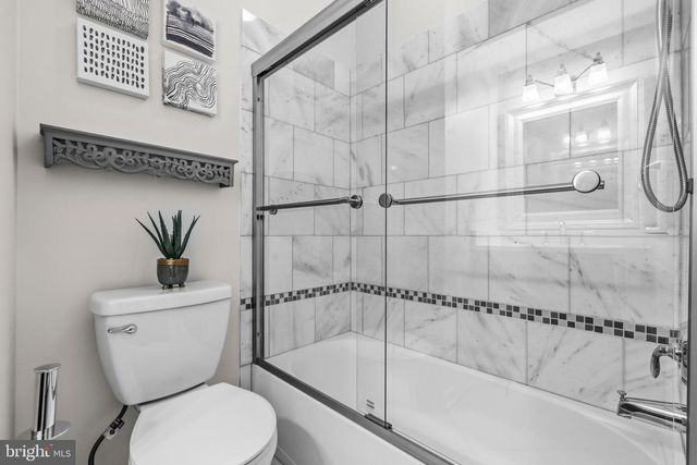 12138 CHANCERY STATION CIR, Reston, VA 20190