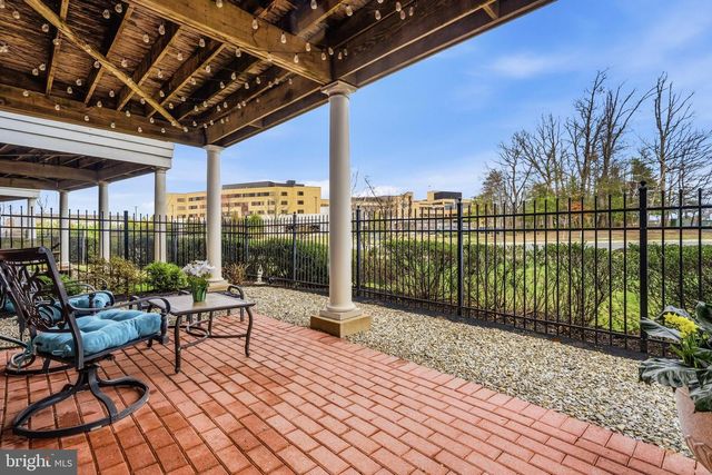 12138 CHANCERY STATION CIR, Reston, VA 20190