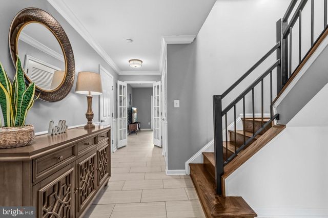 12138 CHANCERY STATION CIR, Reston, VA 20190