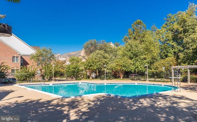 12138 CHANCERY STATION CIR, Reston, VA 20190