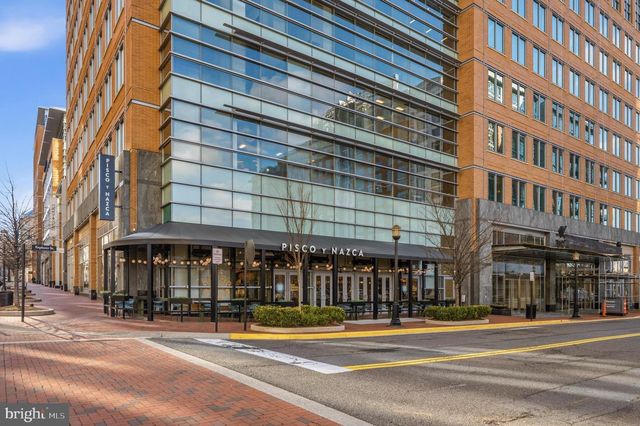 12138 CHANCERY STATION CIR, Reston, VA 20190